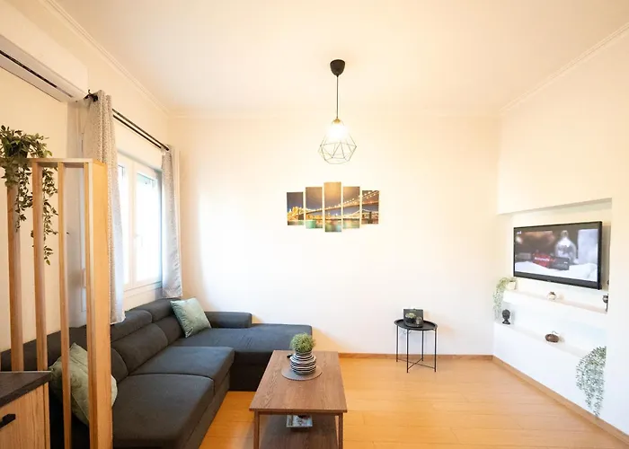Christopher Central Home Ioannina